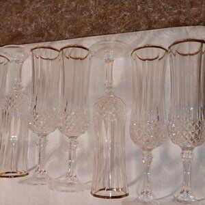 Lot of 7 elegant champagne flutes by Cristal d'Arque